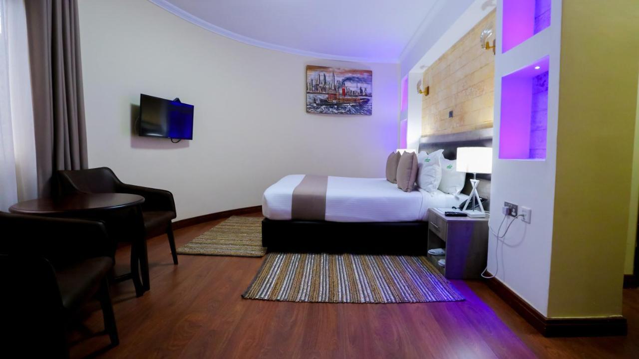 Aberdare Prestige & Royal Cottages Наньюки Экстерьер фото